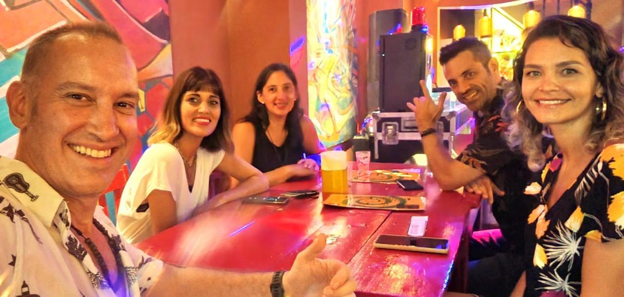 Circo Hostel อะซุนซิออง ภายนอก รูปภาพ