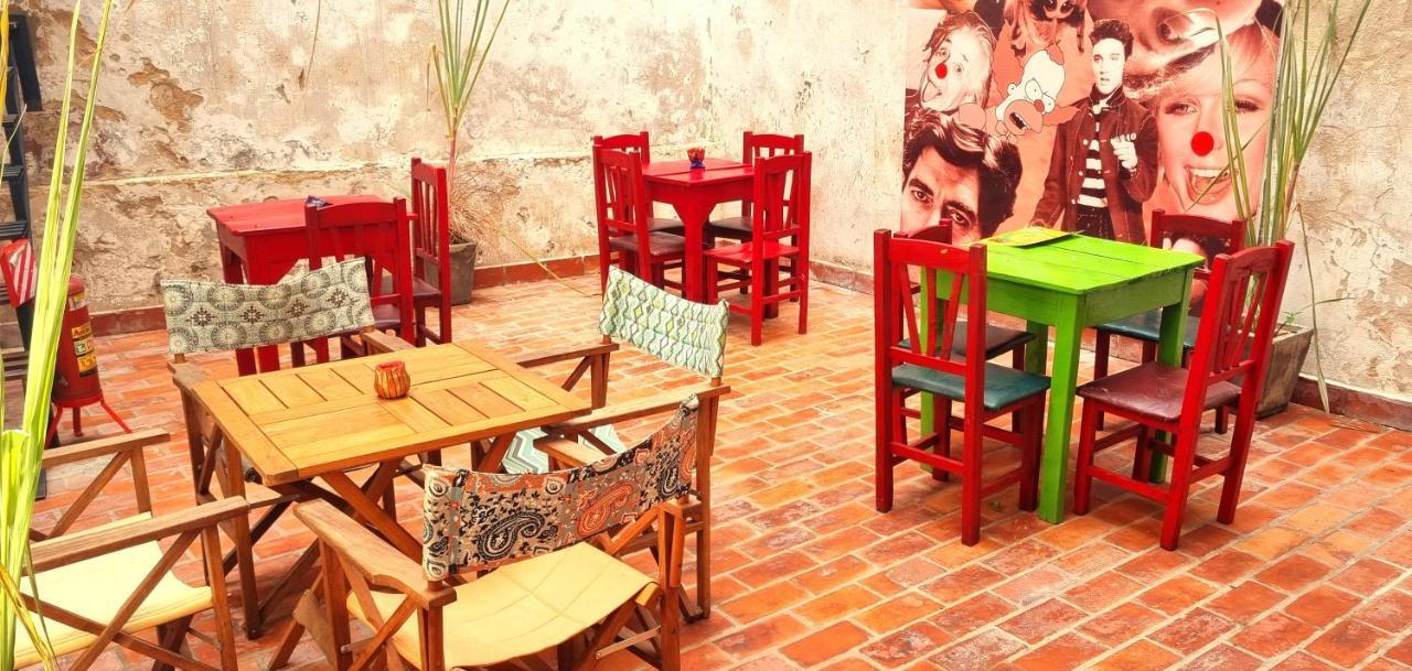 Circo Hostel อะซุนซิออง ภายนอก รูปภาพ