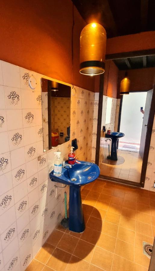 Circo Hostel อะซุนซิออง ภายนอก รูปภาพ